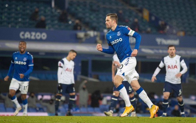 维拉的防守 维拉的防守